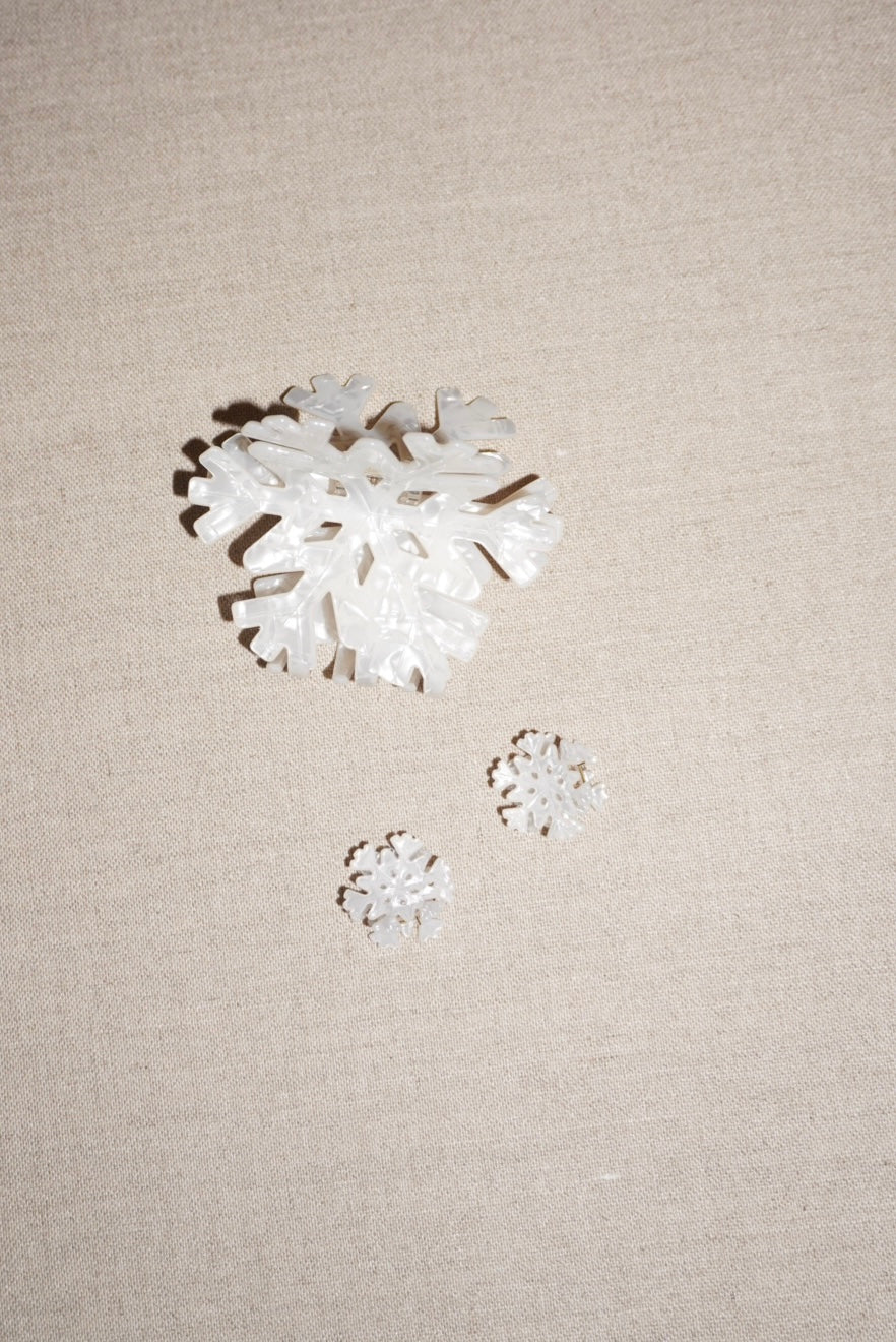 Snowflake Claw Clip